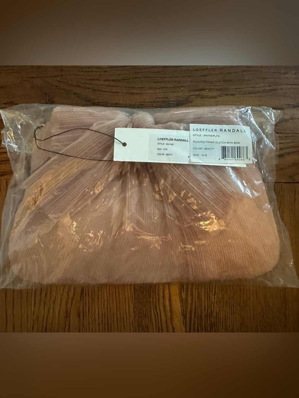 NEW Loeffler Randall Rayne Pleated Bow Clutch. Beauty. NWT - Picture 5 of 7